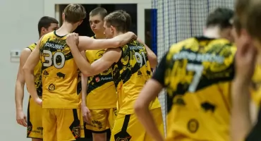 2 liga koszykówki: Porażki, porażki. Tur coraz niżej, Młode Żubry na dnie