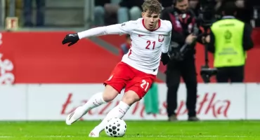 Z Jagiellonii na szczyt: Wielki debiut Oskara Pietuszewskiego!