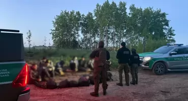 Nocne łowy na granicy. Straż Graniczna rozbiła grupy migrantów