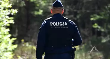 Nocny spacer seniorki poboczem krajówki. O krok od tragedii
