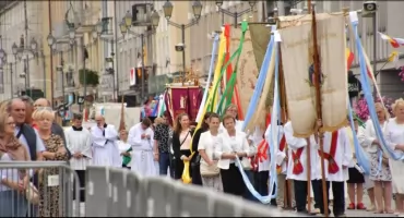 Boże Ciało w Białymstoku. Tłumy na procesjach, ogromne zmiany w ruchu i objazdy 