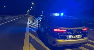 Ponad 130 km/h w mieście i pijany traktorzysta. Podlascy kierowcy stracili hamulce