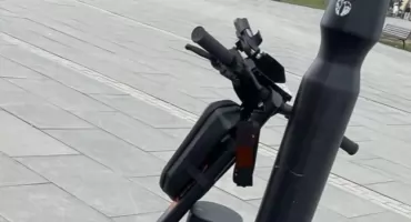Prawie wjechał w płot na oczach policjantów. Kosztowna podróż po leki