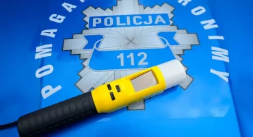 Bohaterska postawa mieszkanki Drohiczyna. Dogoniła i zablokowała pijaka na motorowerze!
