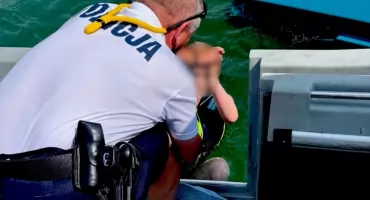 Wypadek na Jeziorze Białym! Wywrócił się skuter