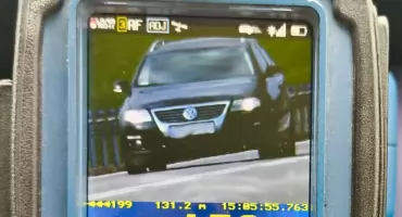Pędził 179 km/h po S8! 22-letni obywatel Rosji zostanie wydalony z Polski