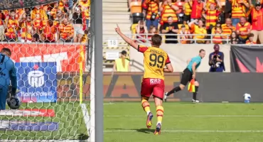 Jagiellonia Białystok wyszarpała wygraną w końcówce  Złoty debiut Preleca przy Słonecznej