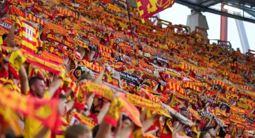 Koniec łódzkiej i medialnej dramy. Jagiellonia Białystok zagra z Widzewem zgodnie z planem