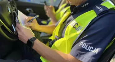 113 km/h przez Kolno. Motocyklista ukarany kilkutysięcznym mandatem