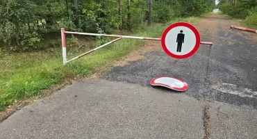 Wjechała auta w szlaban na granicy z Białorusią