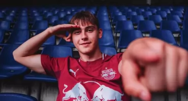 Wychowanek Jagiellonii podbija Austrię! Mazurek w rankingu Golden Boy  