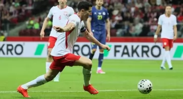 Flaki z olejem na Narodowym! Jagiellonia na ławce, a w środku pustka