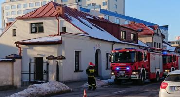 Czarny dym nad miastem. Palił się parking przy Hotelu Gołębiewski 